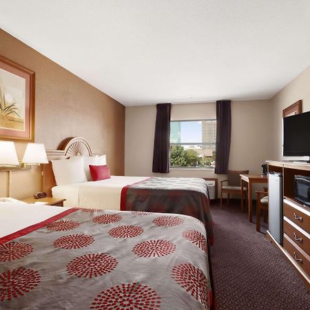 Ramada By Wyndham סו סיטי מראה חיצוני תמונה
