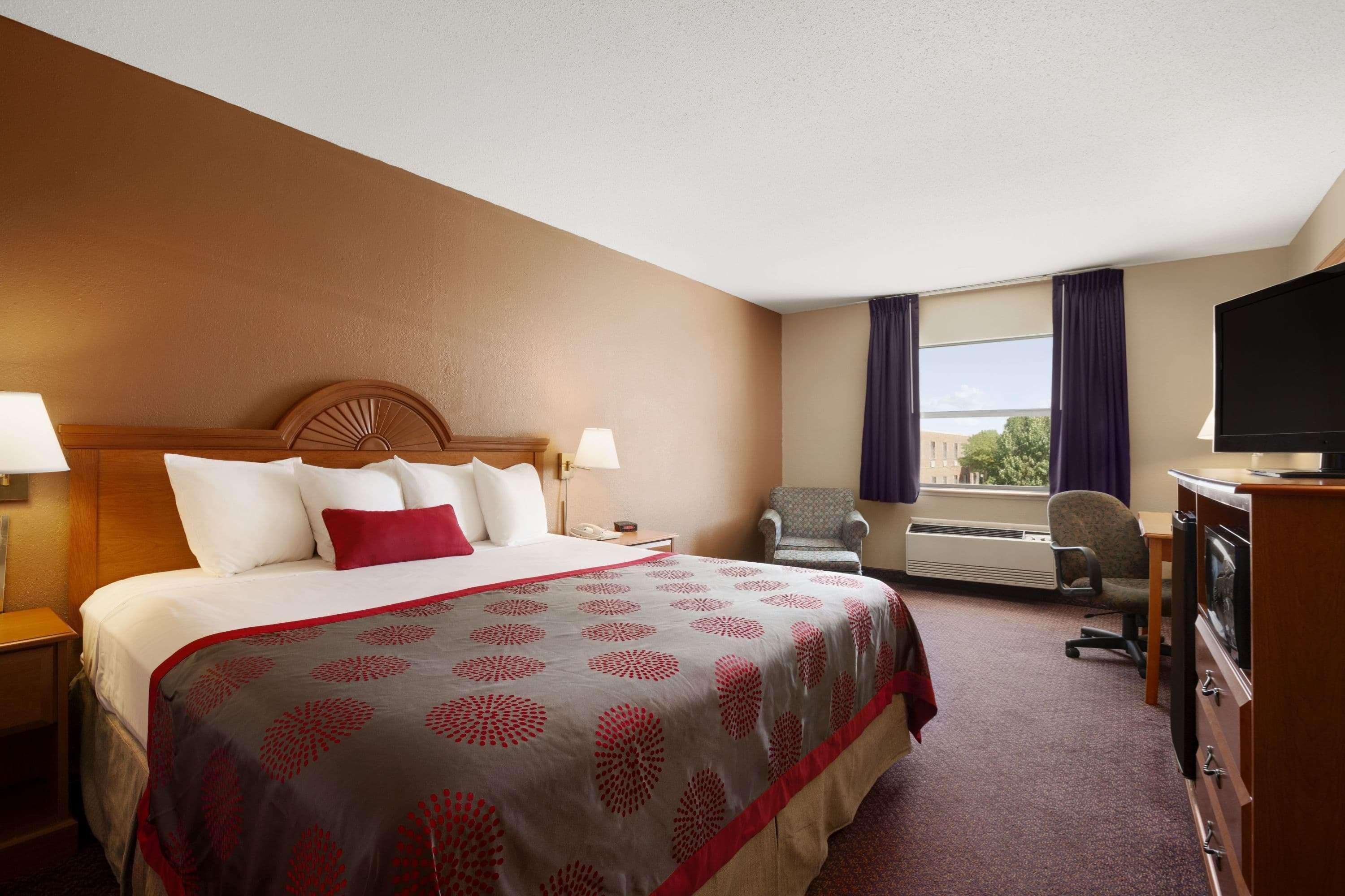 Ramada By Wyndham סו סיטי מראה חיצוני תמונה