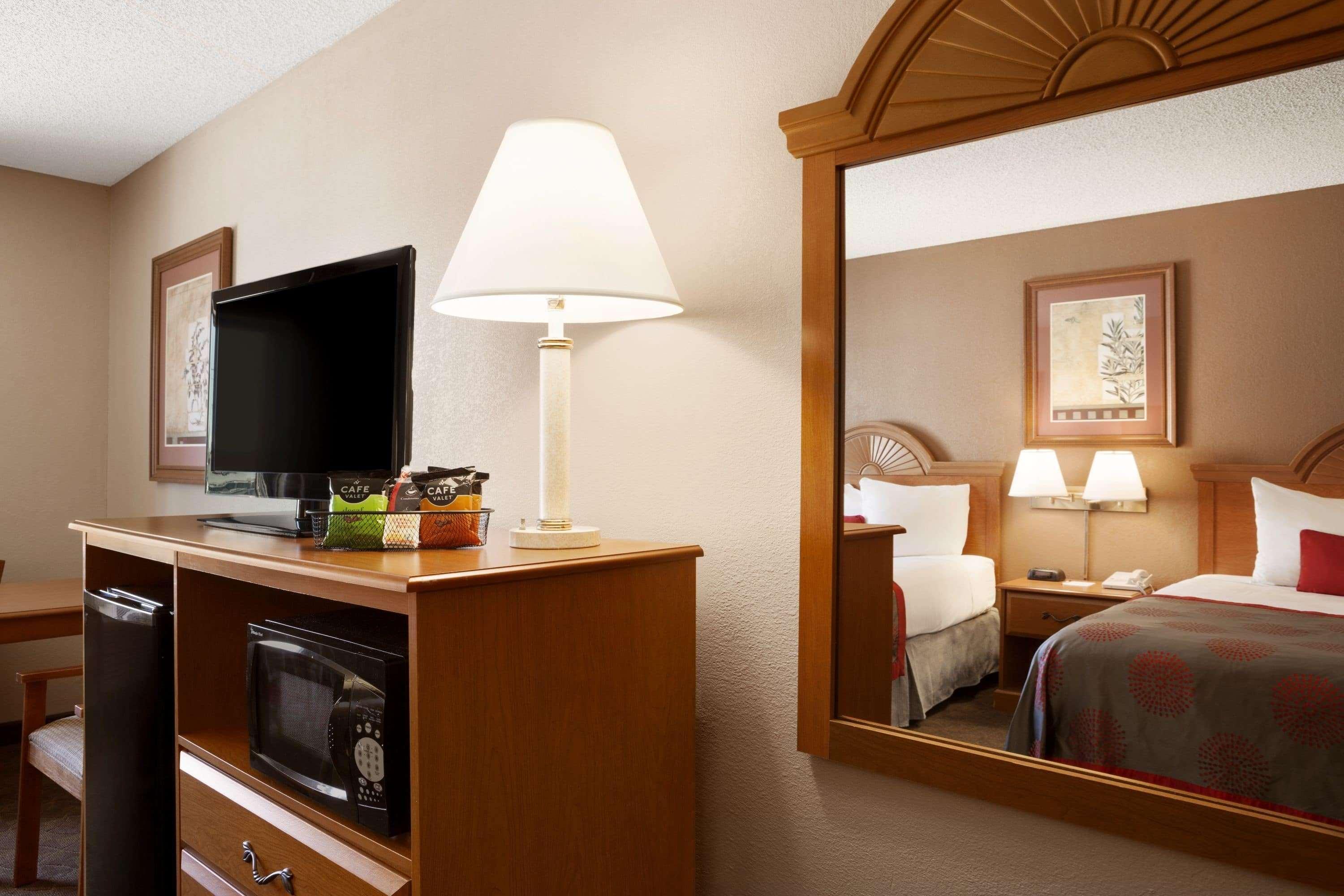 Ramada By Wyndham סו סיטי מראה חיצוני תמונה