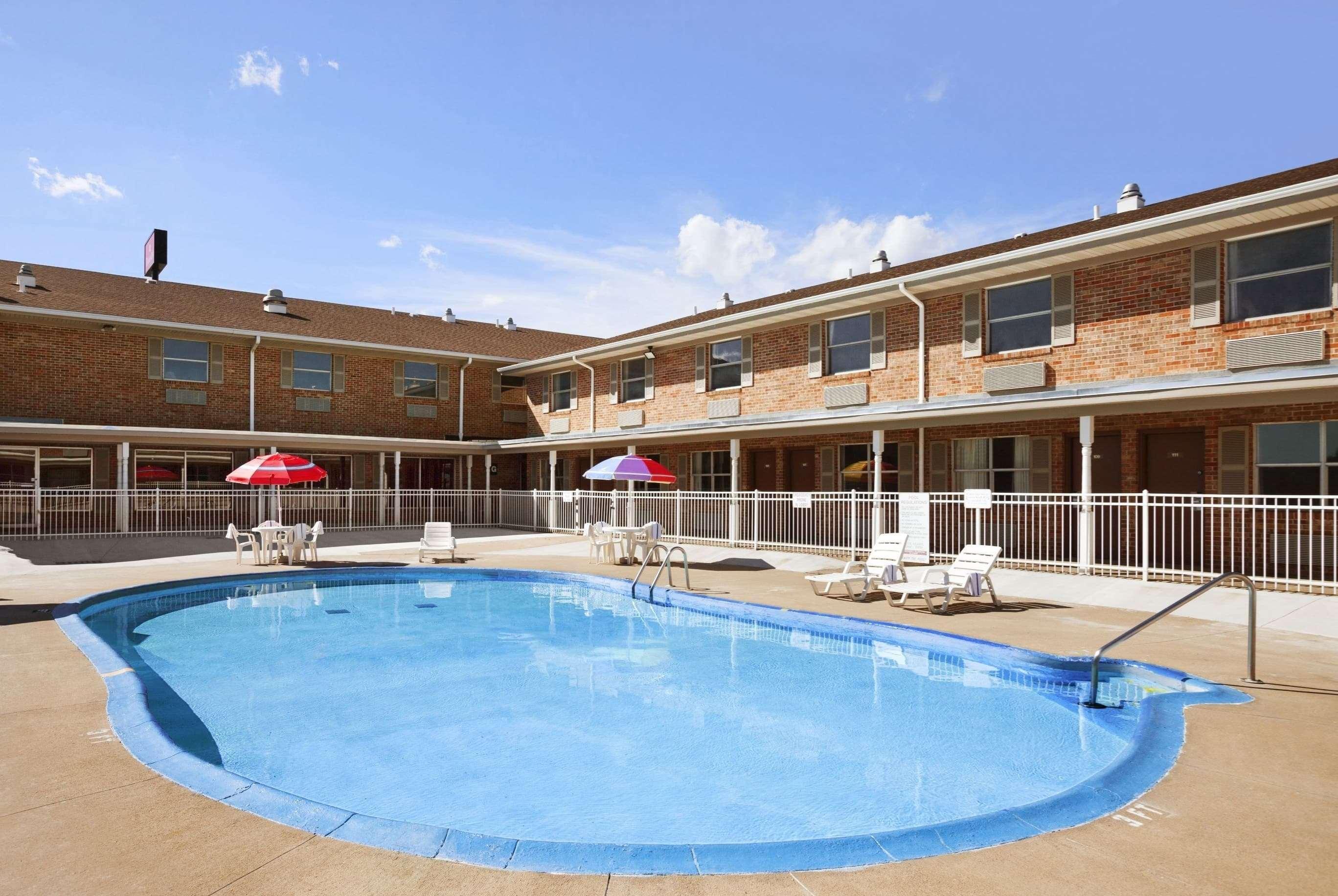 Ramada By Wyndham סו סיטי מראה חיצוני תמונה